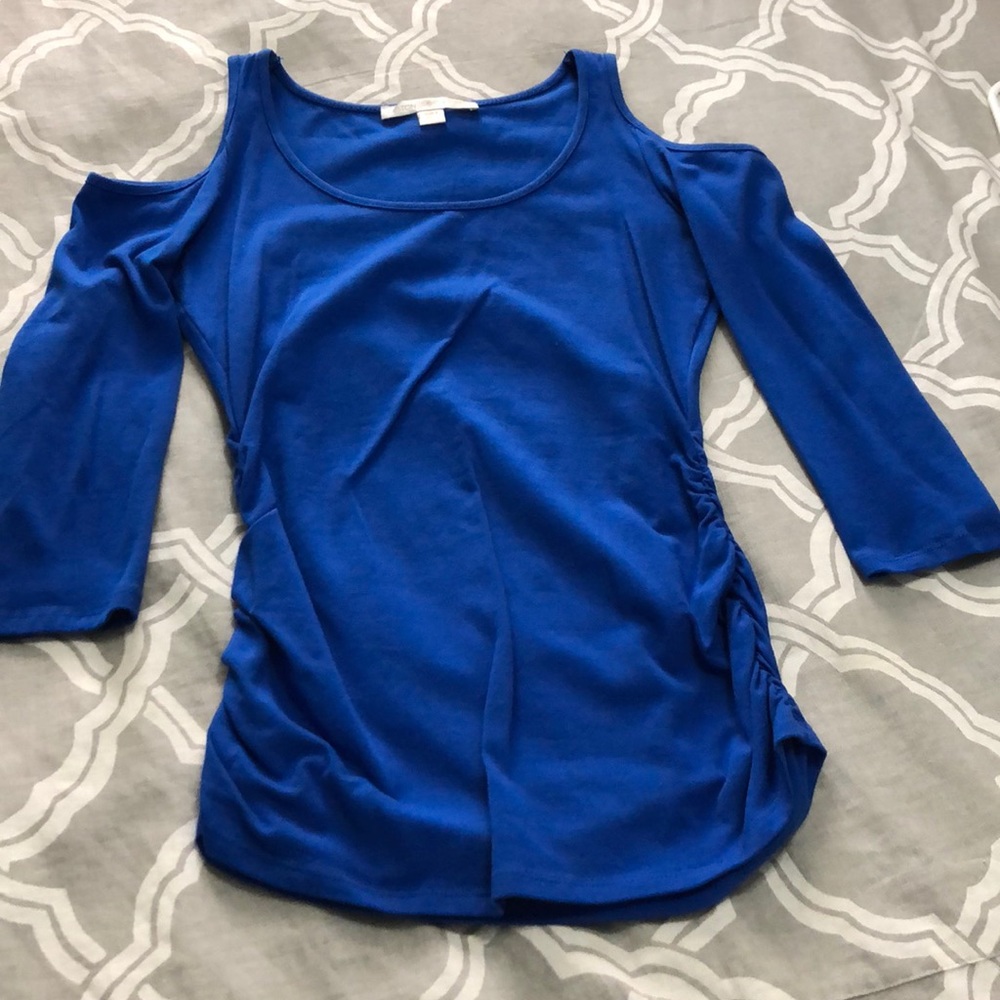 Blue shoulder peekaboo top